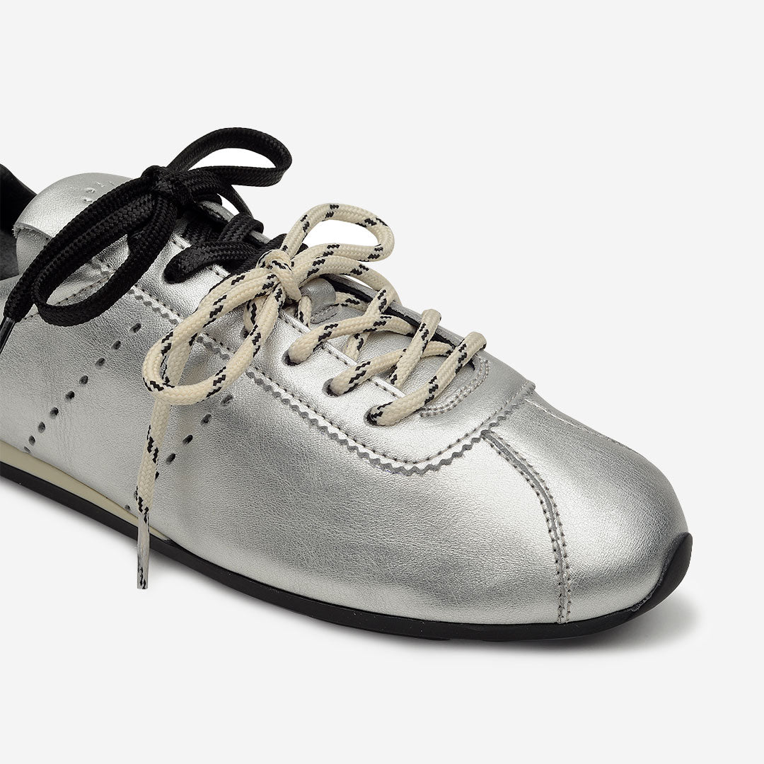MYA SNEAKER PIEL PLATA