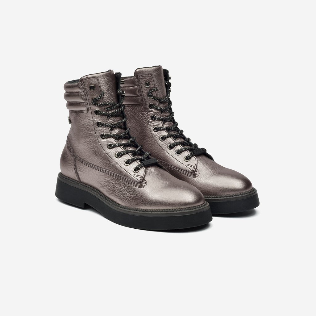 OULIVIA | SILVER LEATHER BOOT