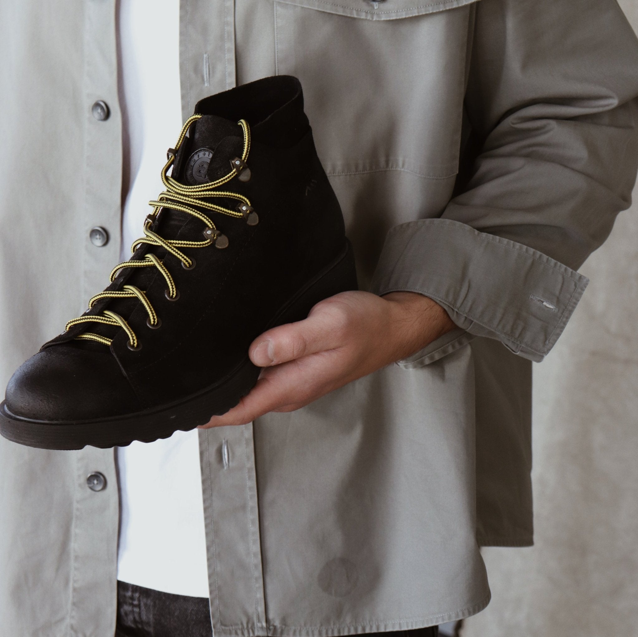 Bota Casual de Gamuza Negro Tipo Hiking – aretina®